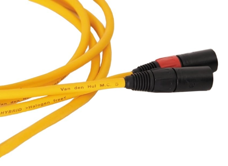 Van den Hul The D-102 MKIII 3T Hybrid XLR Interlink stereoset 2 stuks vanaf 0,8 meter