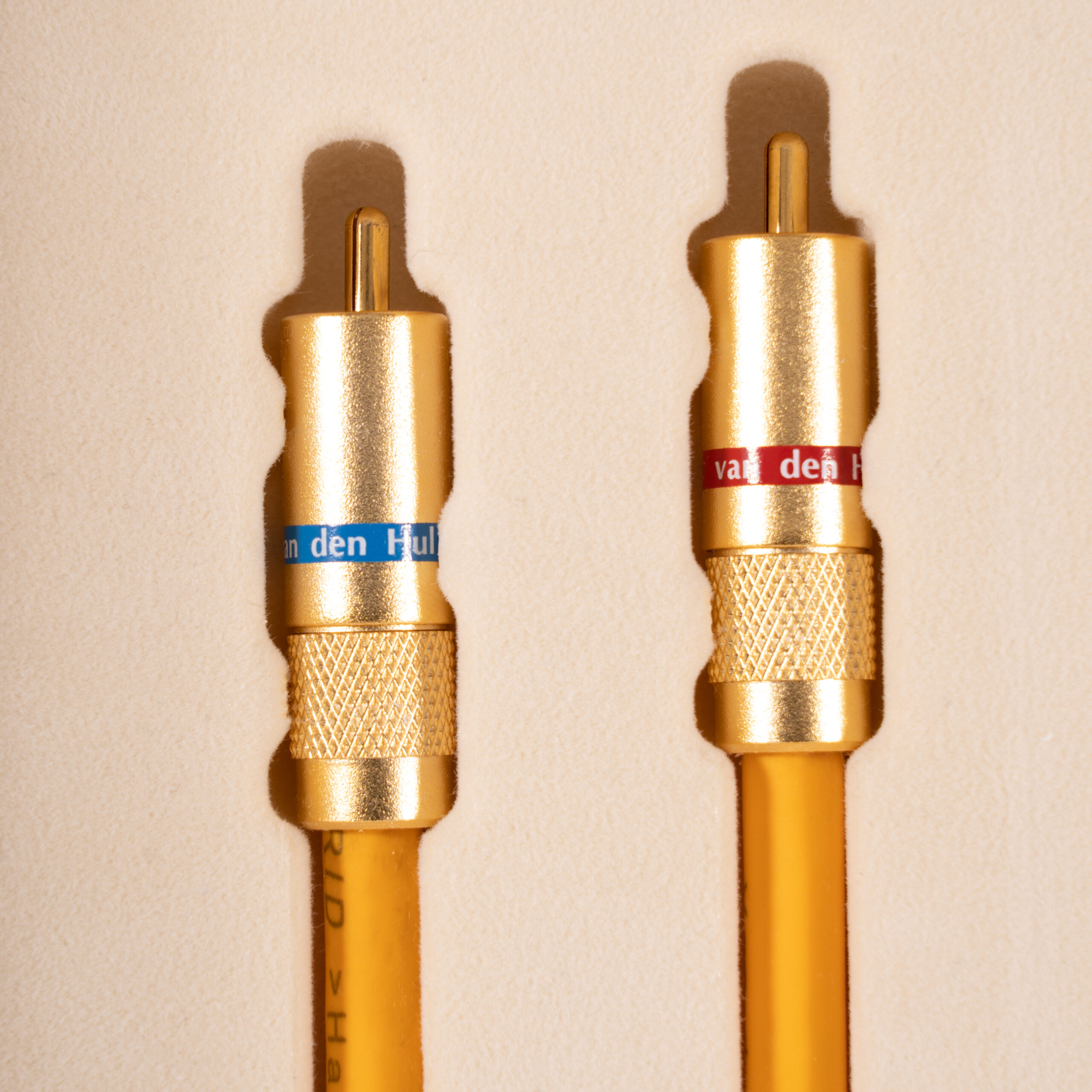 Van den Hul The D-102 MKIII 3T Hybrid RCA Interlink stereoset 2 stuks vanaf 0,8 meter - Afbeelding 8