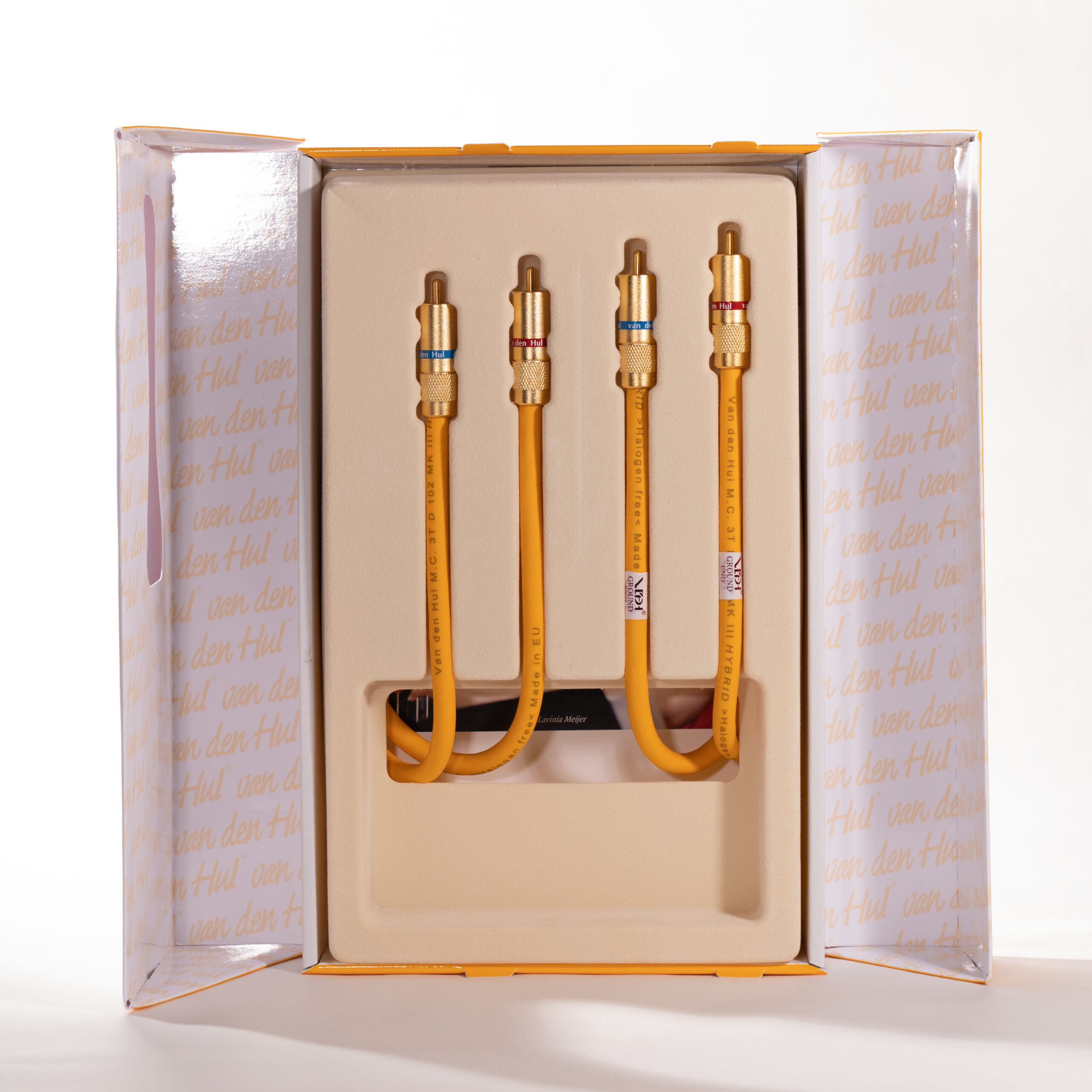 Van den Hul The D-102 MKIII 3T Hybrid RCA Interlink stereoset 2 stuks vanaf 0,8 meter - Afbeelding 10