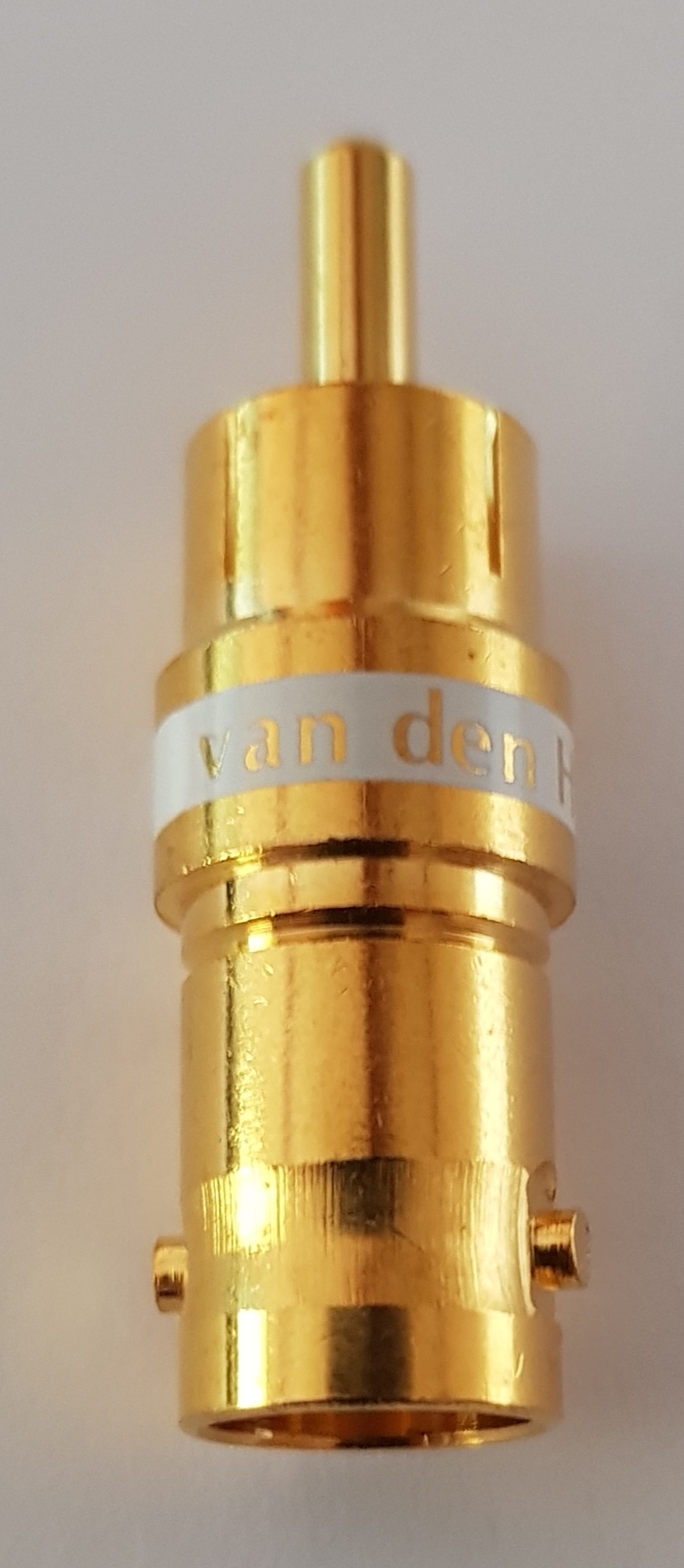 Van den Hul verloop - adaptor 75 Ohm van BNC female naar RCA male verkrijgbaar in verschillende kleuren per stuk - Afbeelding 6