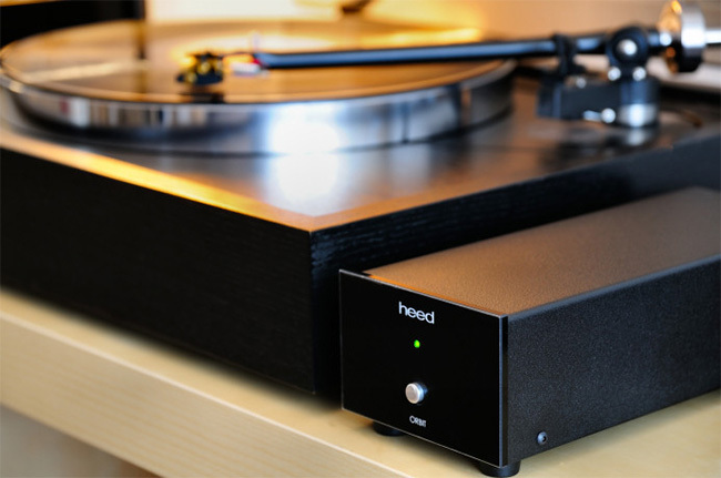 HEED Modular Orbit 2 Kwarts gereguleerde 230V AC-voeding voor draaitafels (max 3 tot 4 Watt) - Afbeelding 4