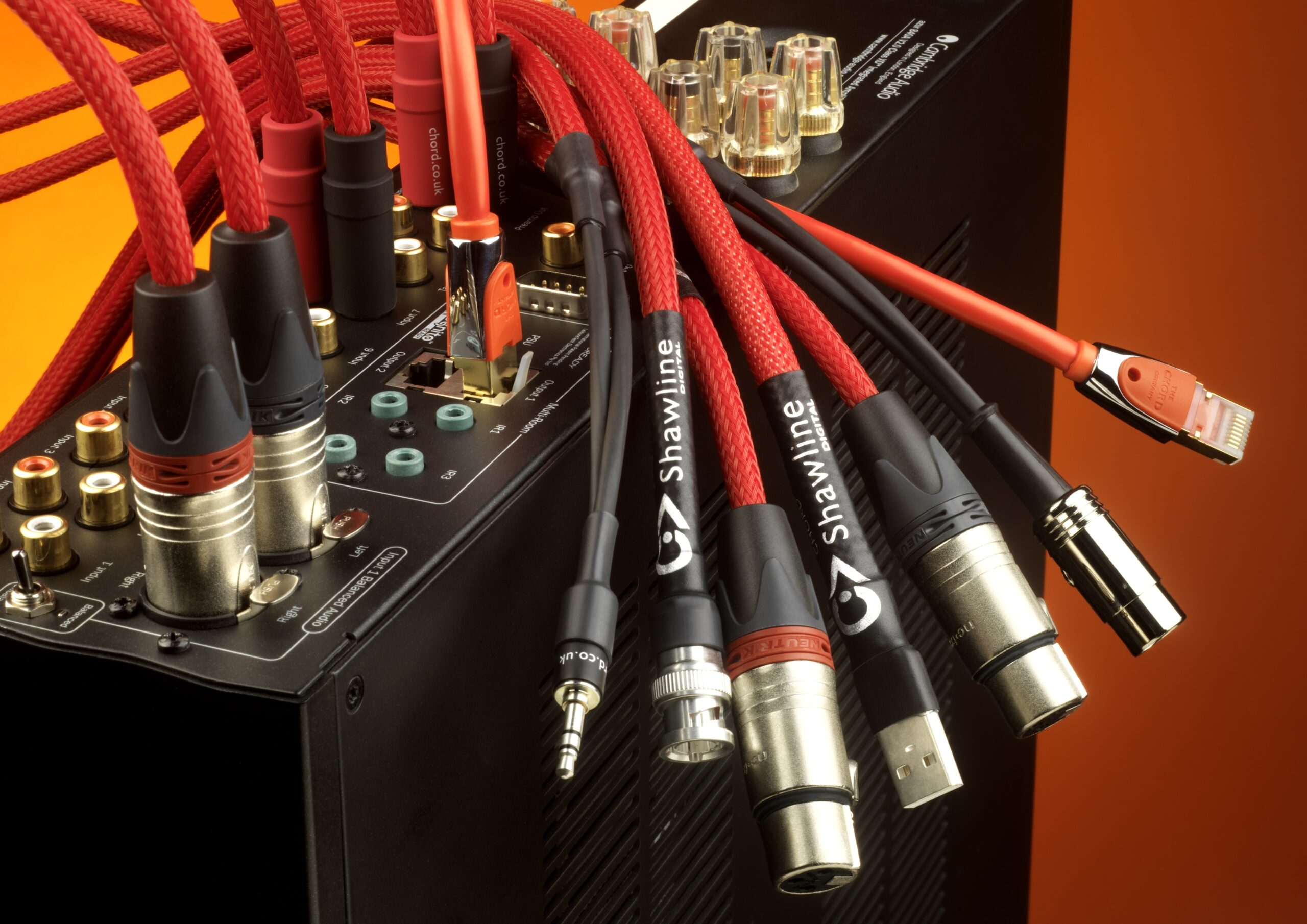 Chord Company Shawline X Aray Analogue RCA Interlink verzilverde geleiders stereoset 2 stuks vanaf 0,5 meter - Afbeelding 6